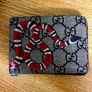 Gucci snake wallet